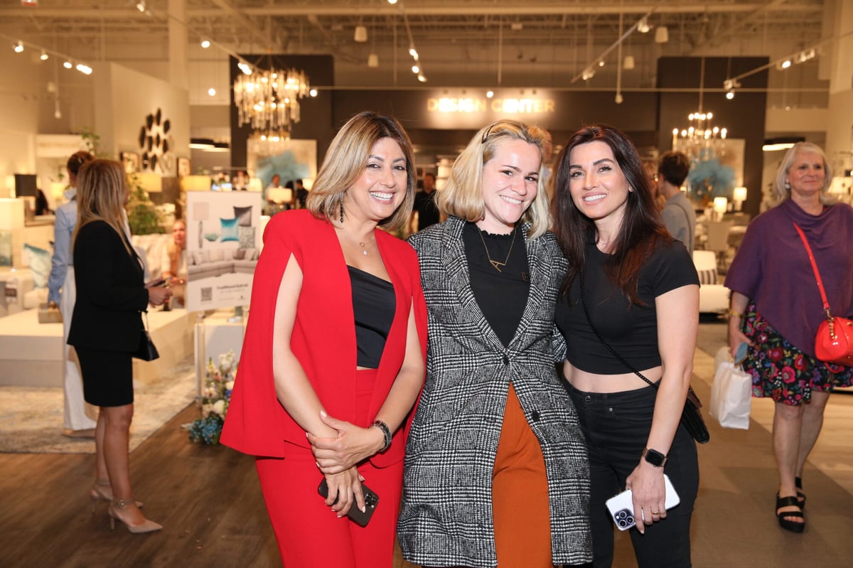 Luxe Interiors + Design, Mathis Design Studio and Bernhardt collaborated to bring home furnishings design trends to life at the Mathis Design Studio’s Irvine showroom.