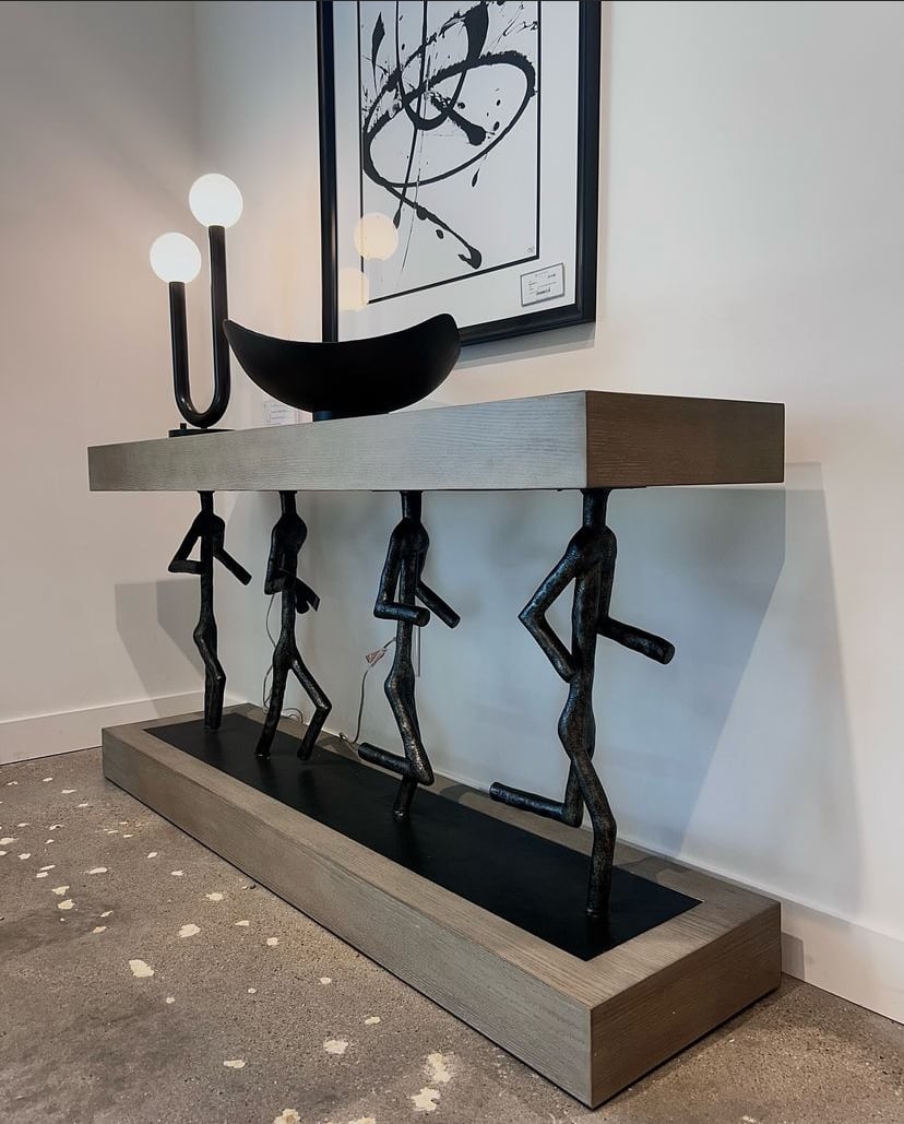 MC Studio and Bernhardt announce a collaboration with the exciting launch of a new flagship showroom at the Dallas Market Center.