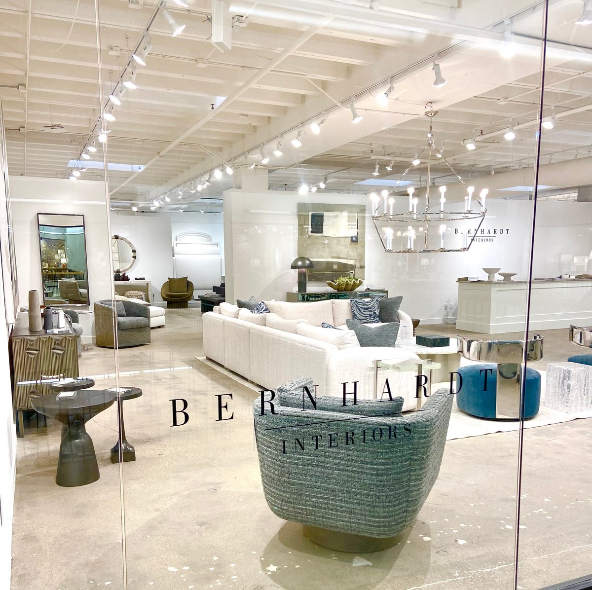 MC Studio and Bernhardt announce a collaboration with the exciting launch of a new flagship showroom at the Dallas Market Center.