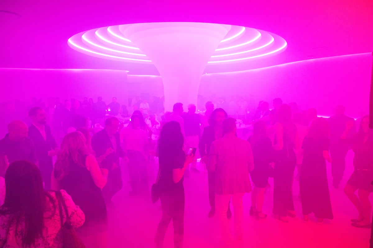 After the concert, the party moved to The Club, where guests danced under colored lights to tunes spun by DJ RaQuest. 